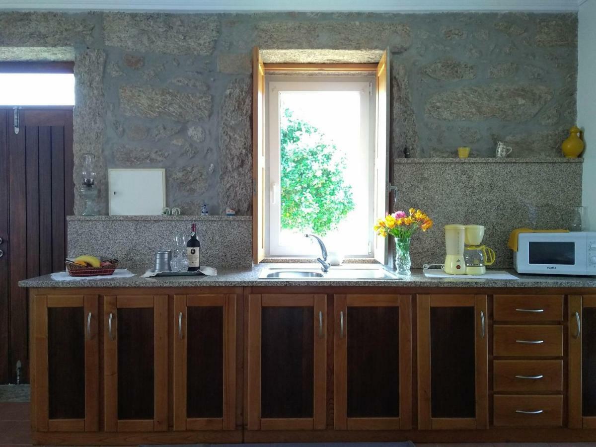 Casa Do Pinheiro Manso Villa วาเลนซา ภายนอก รูปภาพ